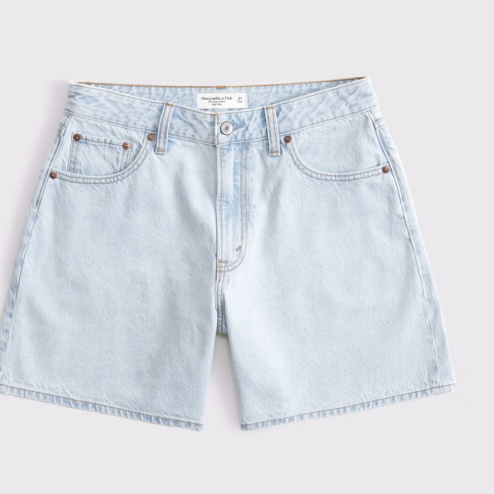 Abercrombie & Fitch Curve love high rise shorts